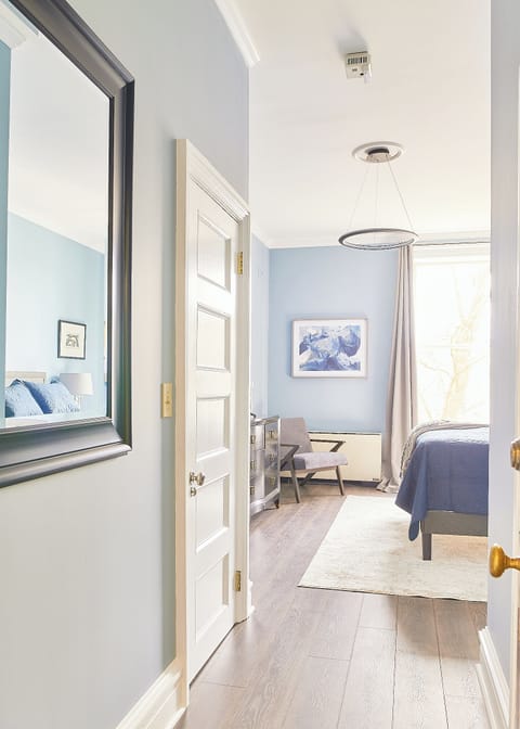 Standard Queen | Individually decorated, individually furnished, desk, blackout drapes