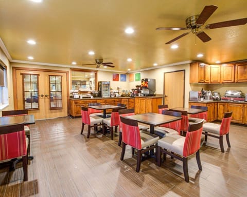 Free daily on-the-go breakfast