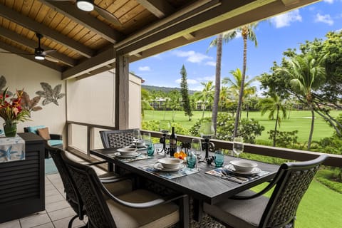 Lanai dining