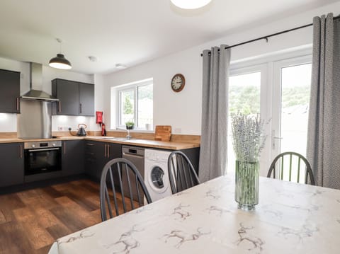 Fridge, dishwasher, electric kettle, toaster