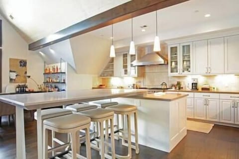 Additional bar seating