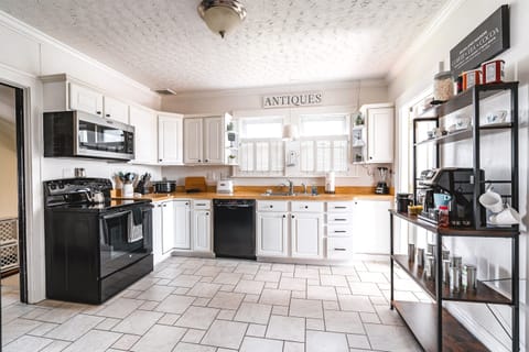 Fully Stocked Kitchen