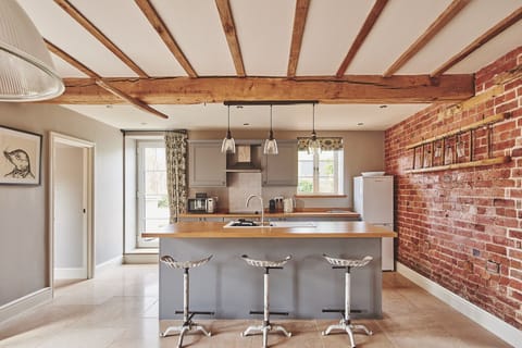 The kitchen at Hay Bale Cottage, Worcestershire