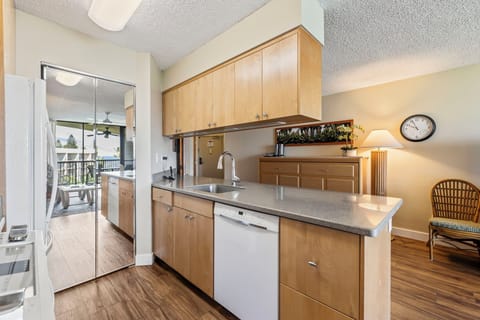 fully stocked kitchen
