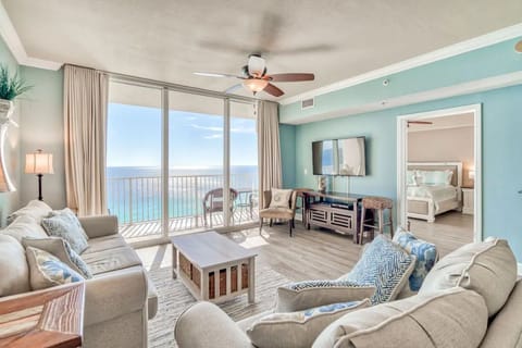 Living and master bedrooms with Gulf views