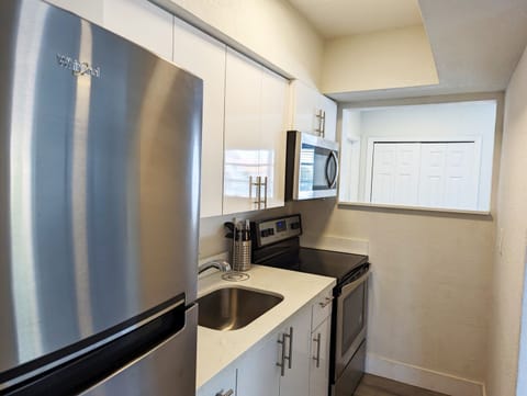 "All the little amenities you need - beach towels and a chair, soft bath towels, coffee, tea, spices. " - Alli