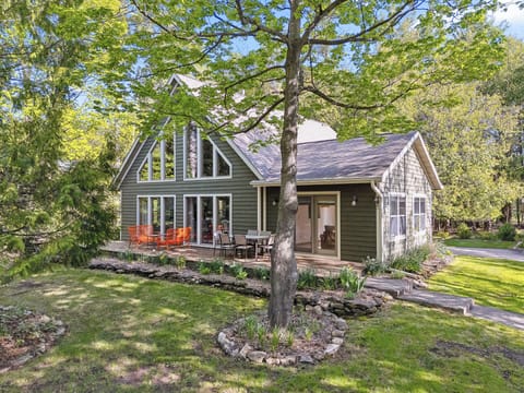 Welcome to Top of the Hill Cabin!