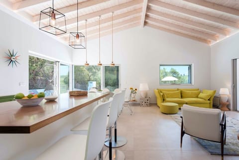 Luxury Villa | Living area