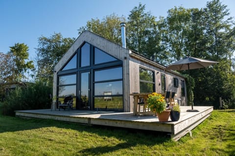 House | 3 bedrooms, bed sheets