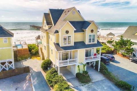 Sea-Renity Now Street-Side Exterior