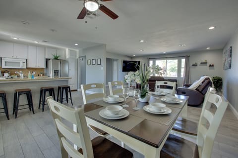 Las Vegas Vacation Rental | 2BR | 2BA | 1,704 Sq Ft | 1 Step Required for Access