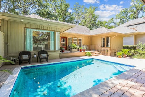 Pool at 30 Stoney Creek Road