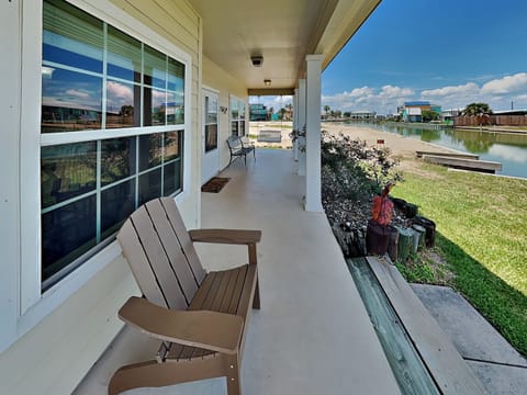 House (4 Bedrooms) | Property amenity