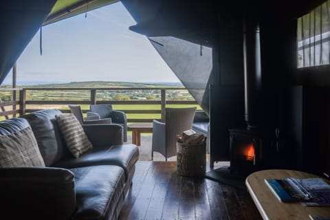 Luxury Tent | Living area