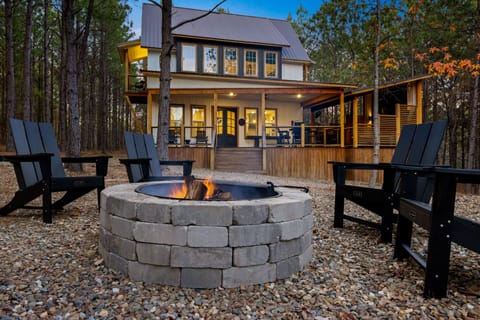 Fire pit located in front of the cabin.