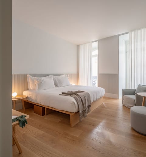 Premium Double Room | Egyptian cotton sheets, premium bedding, Select Comfort beds, minibar
