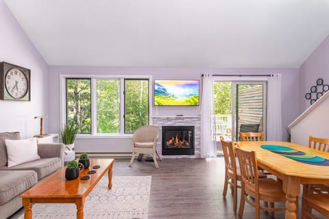 Open concept living room and dining area