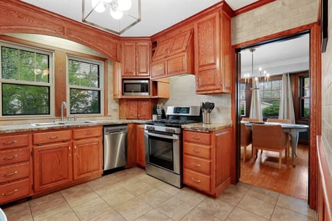 The gas stove is perfect for cooking a meal for your family and friends. All cooking utensils and pots/pans are provided.