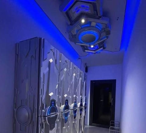 Shared Dormitory | In-room safe, individually decorated, soundproofing, free WiFi