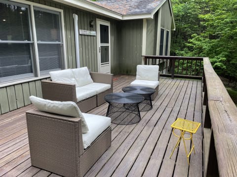 Front deck