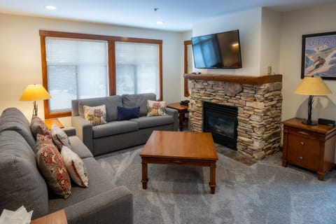 Home Decor, Living Room, Indoors, Room, Couch