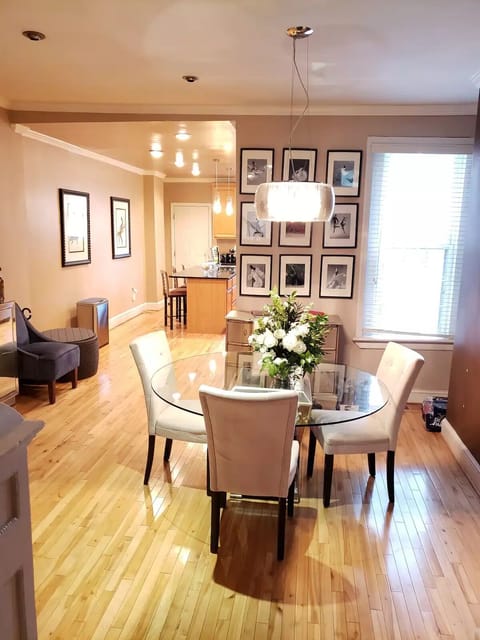 Dinning room, looking into the kitchen.