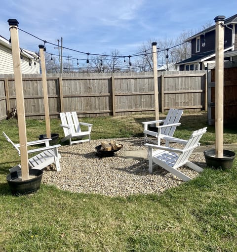 Enjoy a fire after a day on the lake 