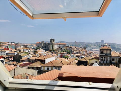House | 2 bedrooms, iron/ironing board, WiFi