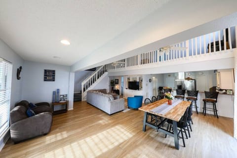 Open Concept Family Room