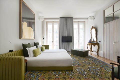 Studio | Pillowtop beds, free minibar items, in-room safe, free WiFi