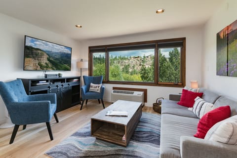 Comfortable Living Area