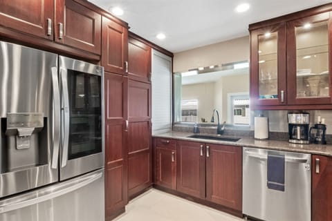 Create unforgettable meals in our contemporary kitchen designed for every cook.