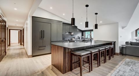 Take a seat at the breakfast bar or cook up a storm in the kitchen.