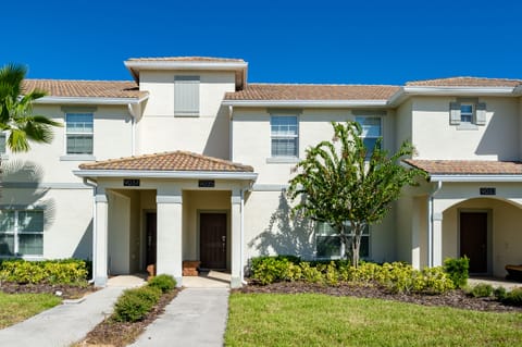 Front of rental near Disney