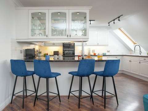 Kitchen | Pochin House Apartment Penthouse, St Austell
