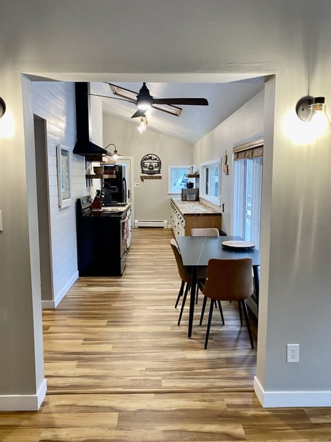 Kitchen/Dining