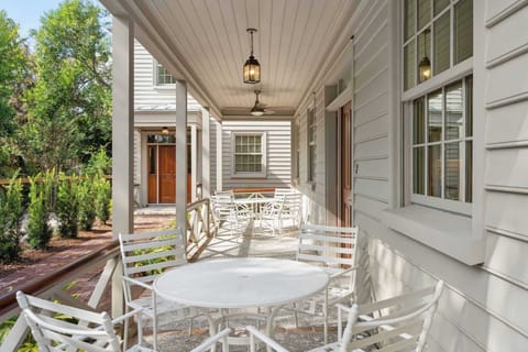 Outdoor Porch