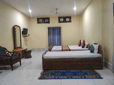 Standard Double Room | Premium bedding, desk, bed sheets