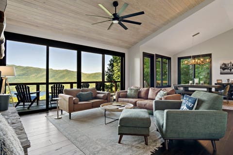 Welcome to High Lake Lodge!