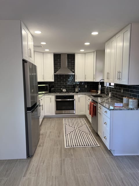 Brand new kitchen and appliances