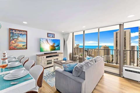 Beautifully remodeled condo with Ocean view