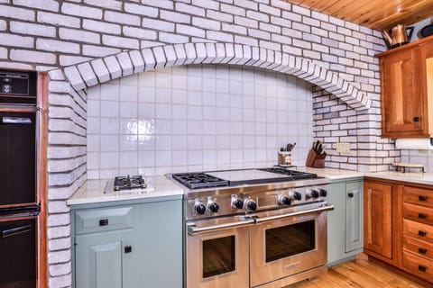 convenience of extra oven for preparing multiple dishes