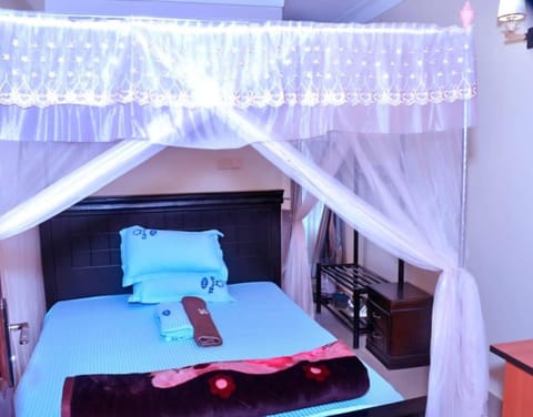 Double Room | Premium bedding, memory foam beds, individually decorated
