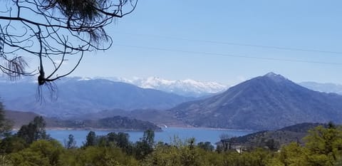 Panoramic lakeview 
