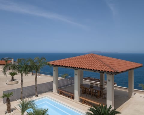 Outdoor surroundings designed to create meticulously executed WOW moments.
