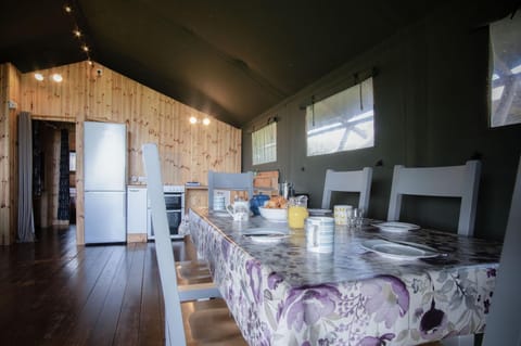 Burryholmes - Safari Glamping Tent - Llangennith (1880)