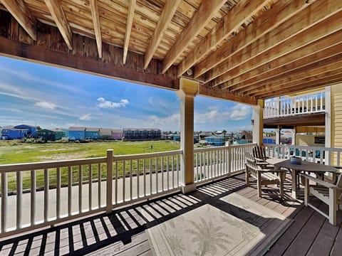Studio (4 Bedrooms) | Front of property