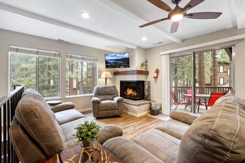 Condo, Multiple Beds, Kitchen, Mountain View (Family Fun Getaway) | Living area | 40-inch flat-screen TV with digital channels, TV