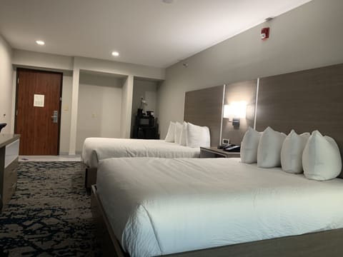 Premium bedding, blackout drapes, iron/ironing board, free WiFi