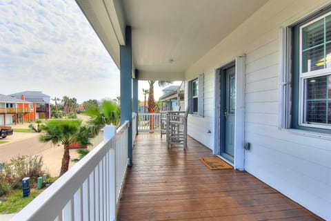 House (3 Bedrooms) | Property amenity